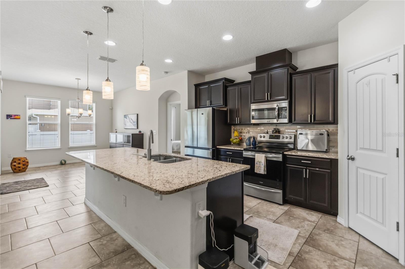 2015 Beacon Landing Cir Property Photo 10