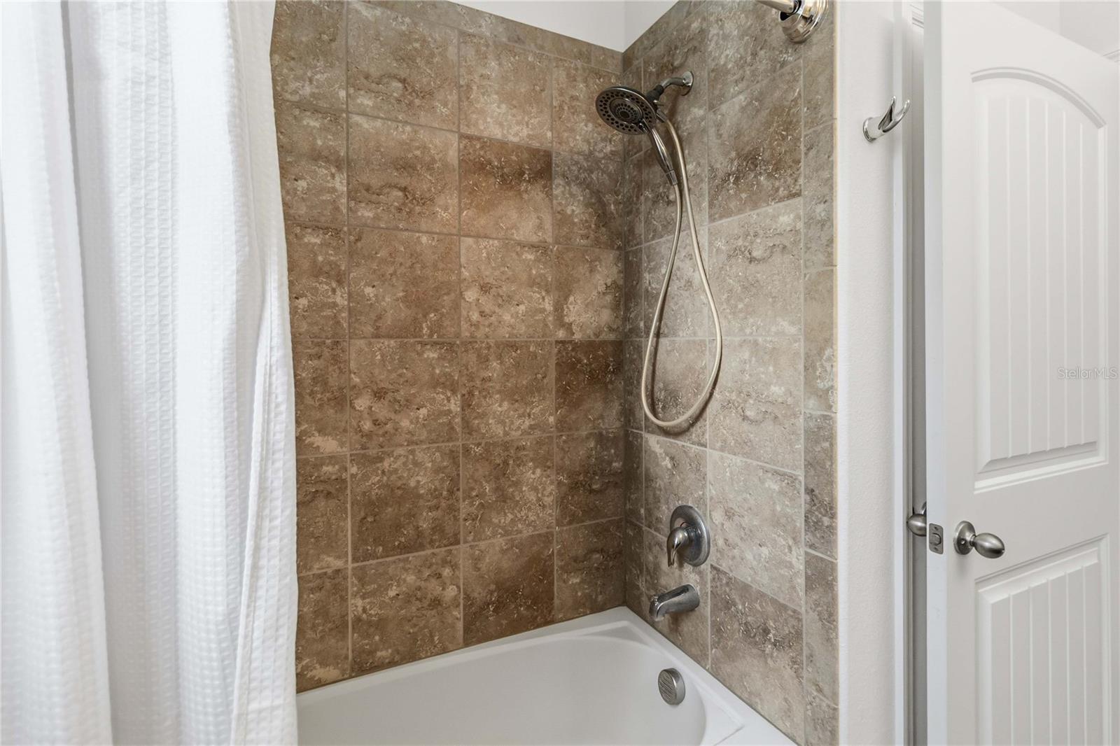 2015 Beacon Landing Cir Property Photo 22