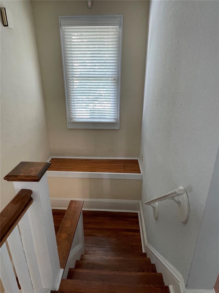612 E Central Blvd Property Photo 14
