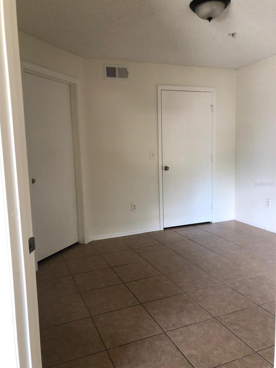 2207 Antigua Pl #727 Property Photo 11