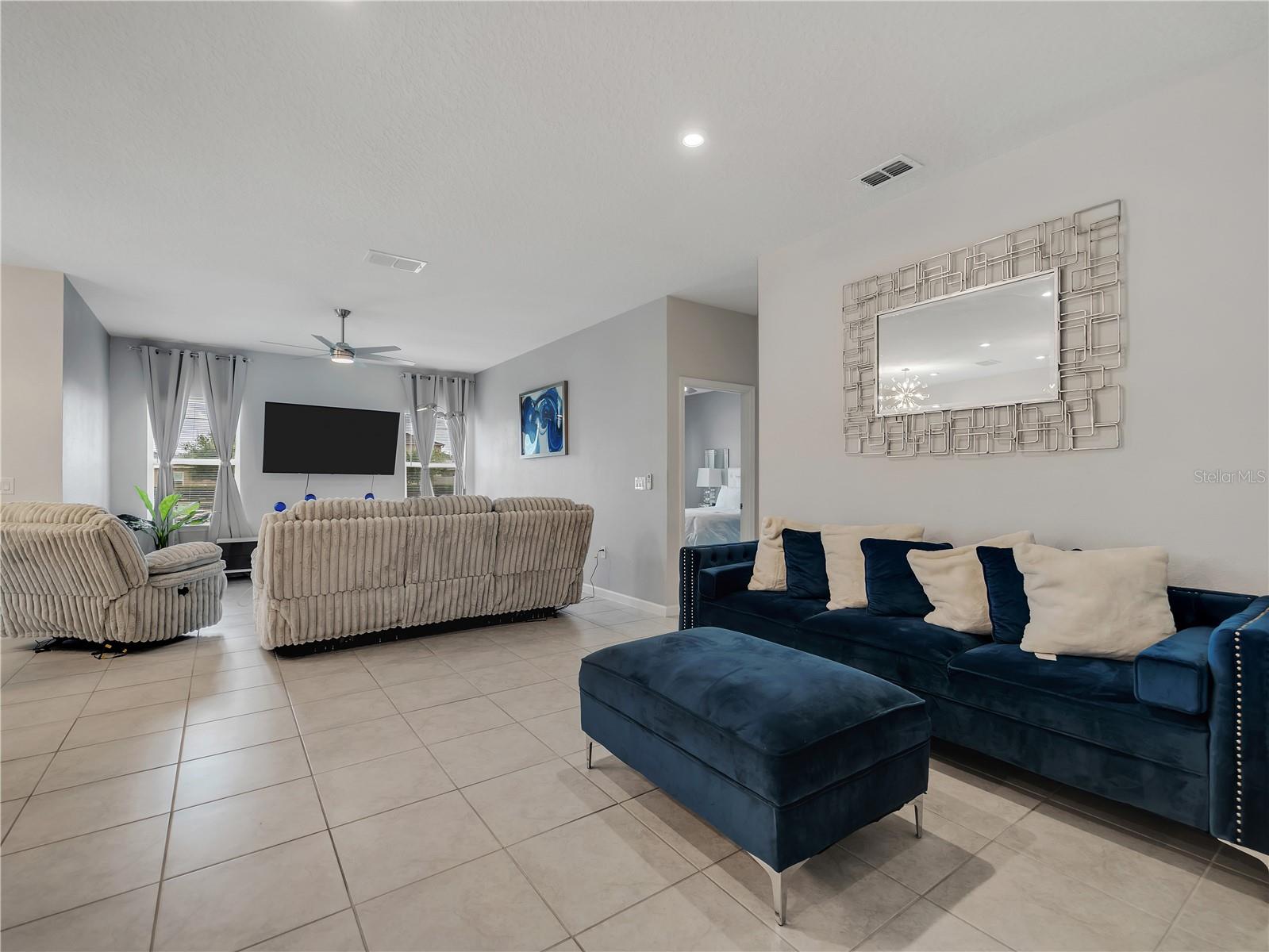 5542 Toulouse Ln Property Photo 11