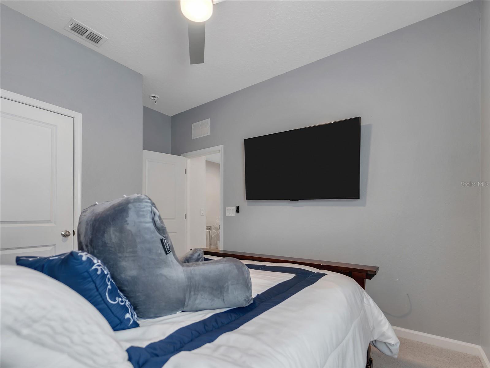 5542 Toulouse Ln Property Photo 26