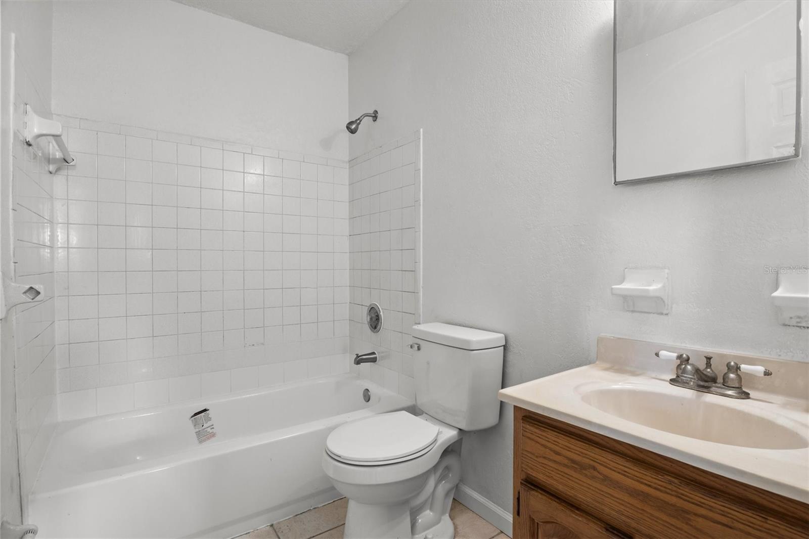 844 Chamberlain Blvd Property Photo 21