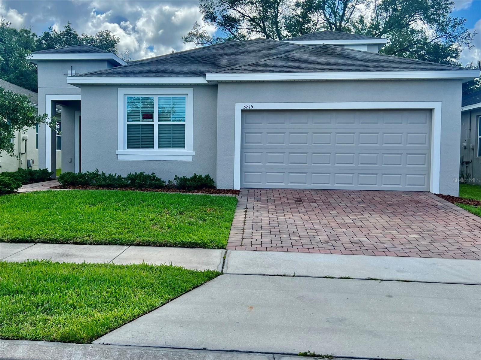 3215 Stratton Cir Property Photo 1