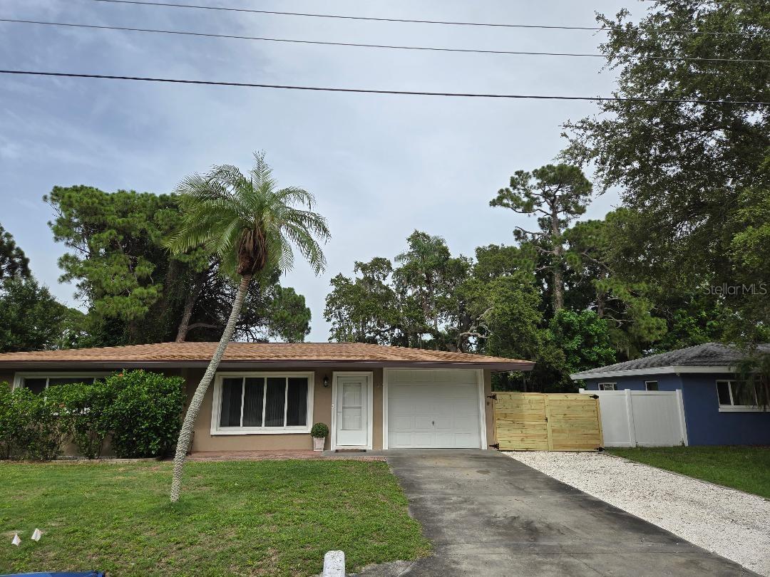 6015 Carlton Ave Property Photo 1