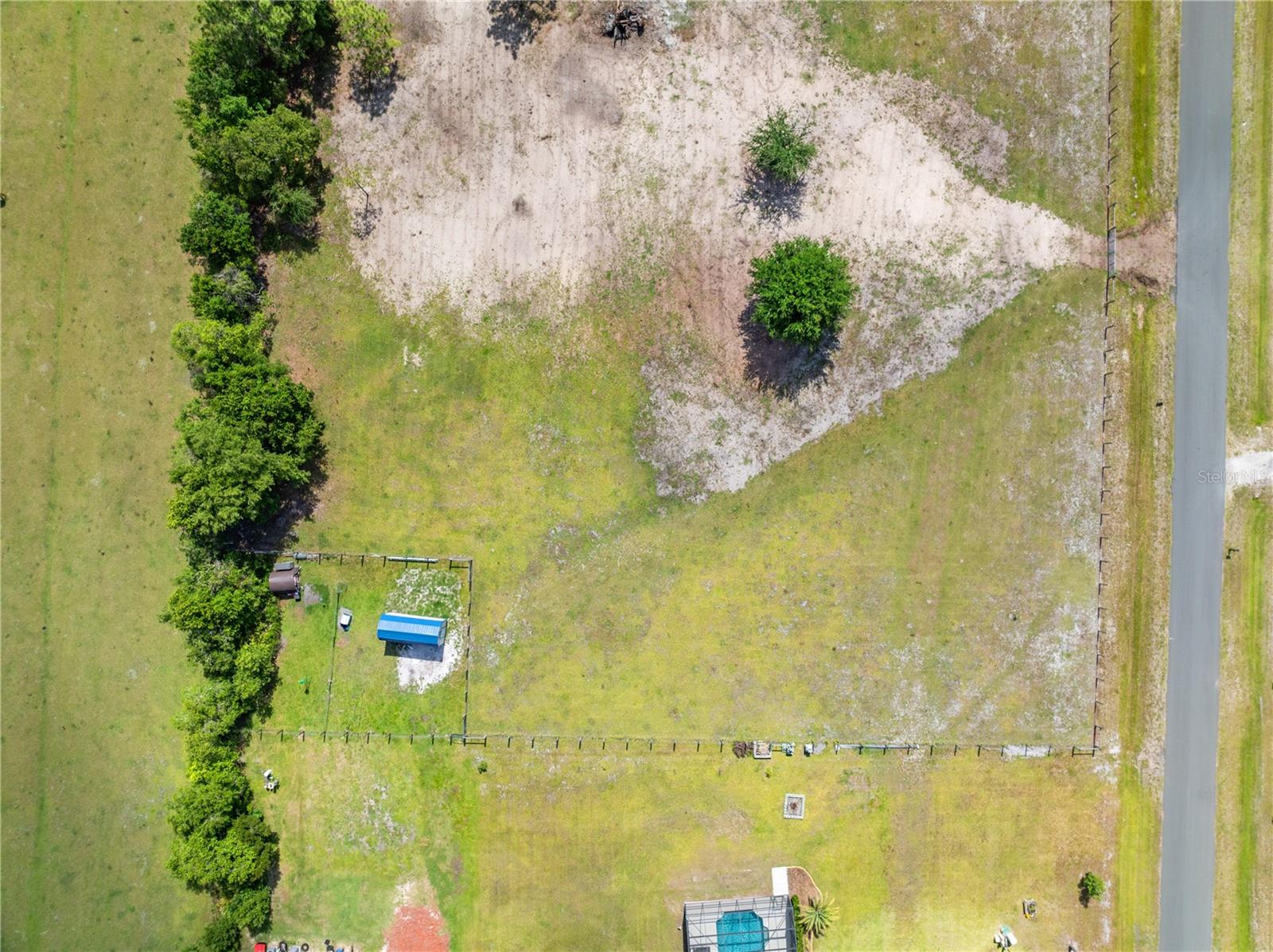 Hunting Lodge Dr Property Photo 2