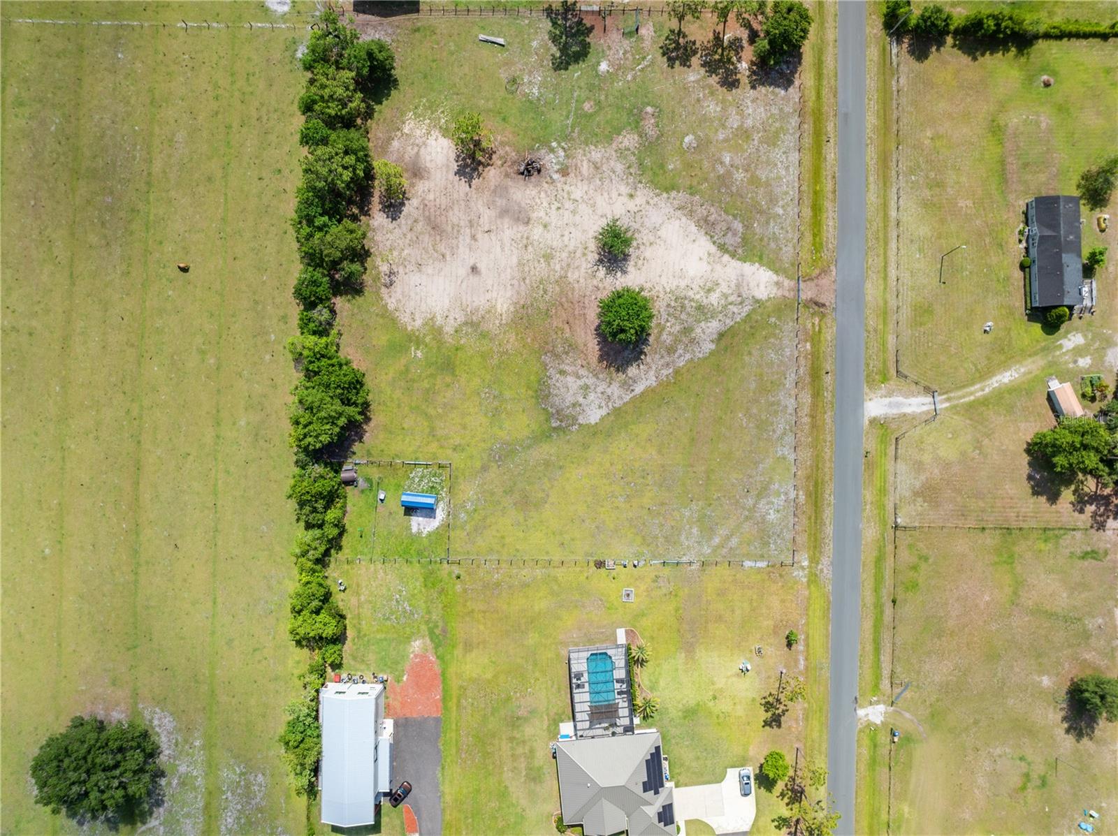 Hunting Lodge Dr Property Photo 3