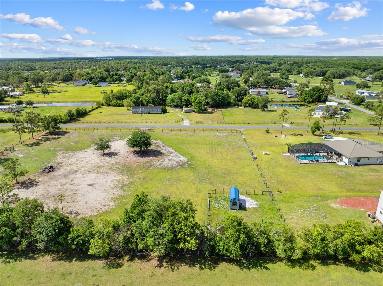 Hunting Lodge Dr Property Photo 14