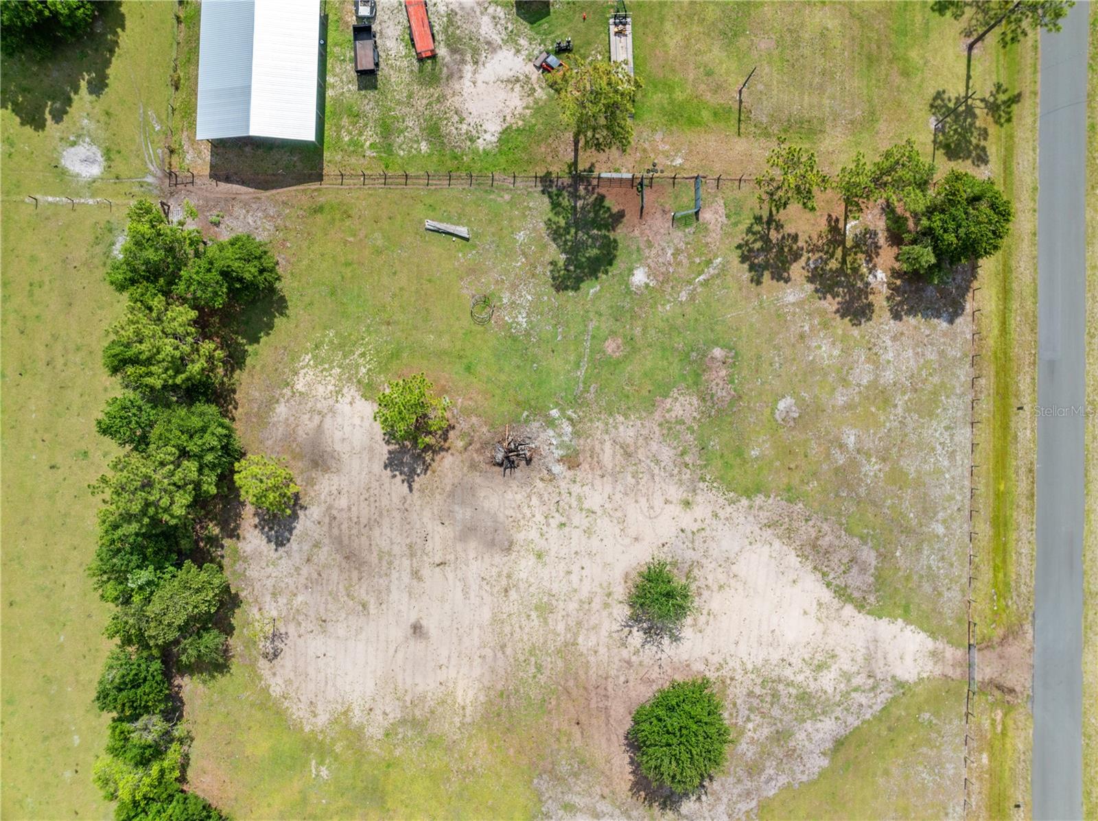 Hunting Lodge Dr Property Photo 5