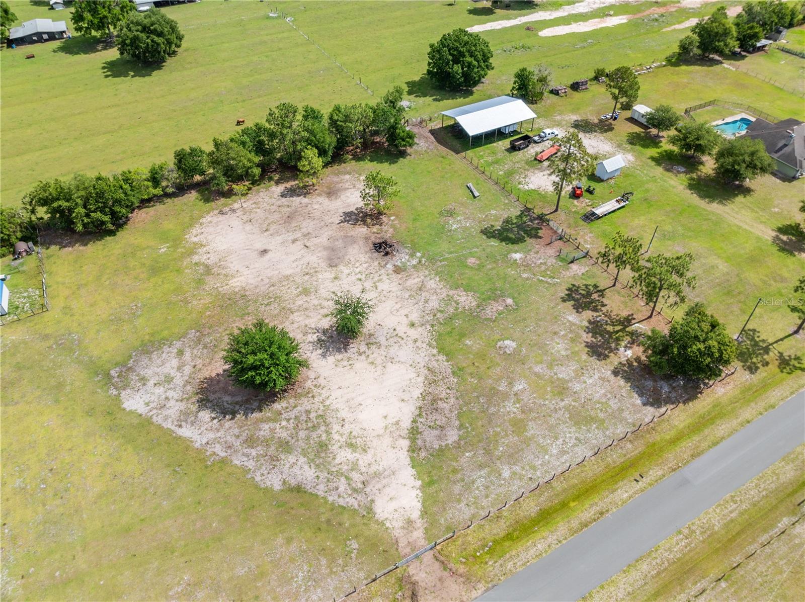 Hunting Lodge Dr Property Photo 8