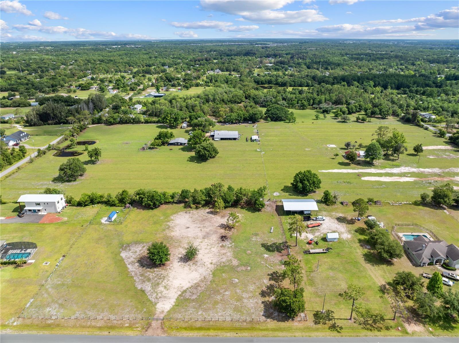 Hunting Lodge Dr Property Photo 10