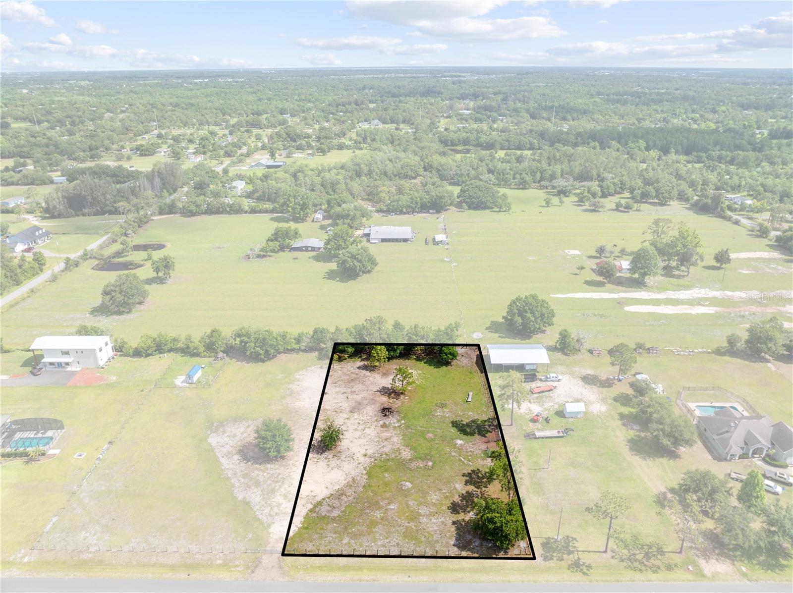 Hunting Lodge Dr Property Photo 11