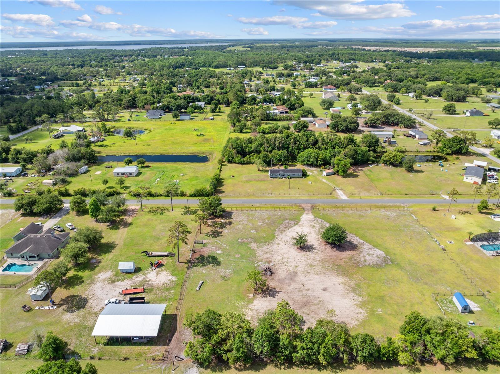 Hunting Lodge Dr Property Photo 18