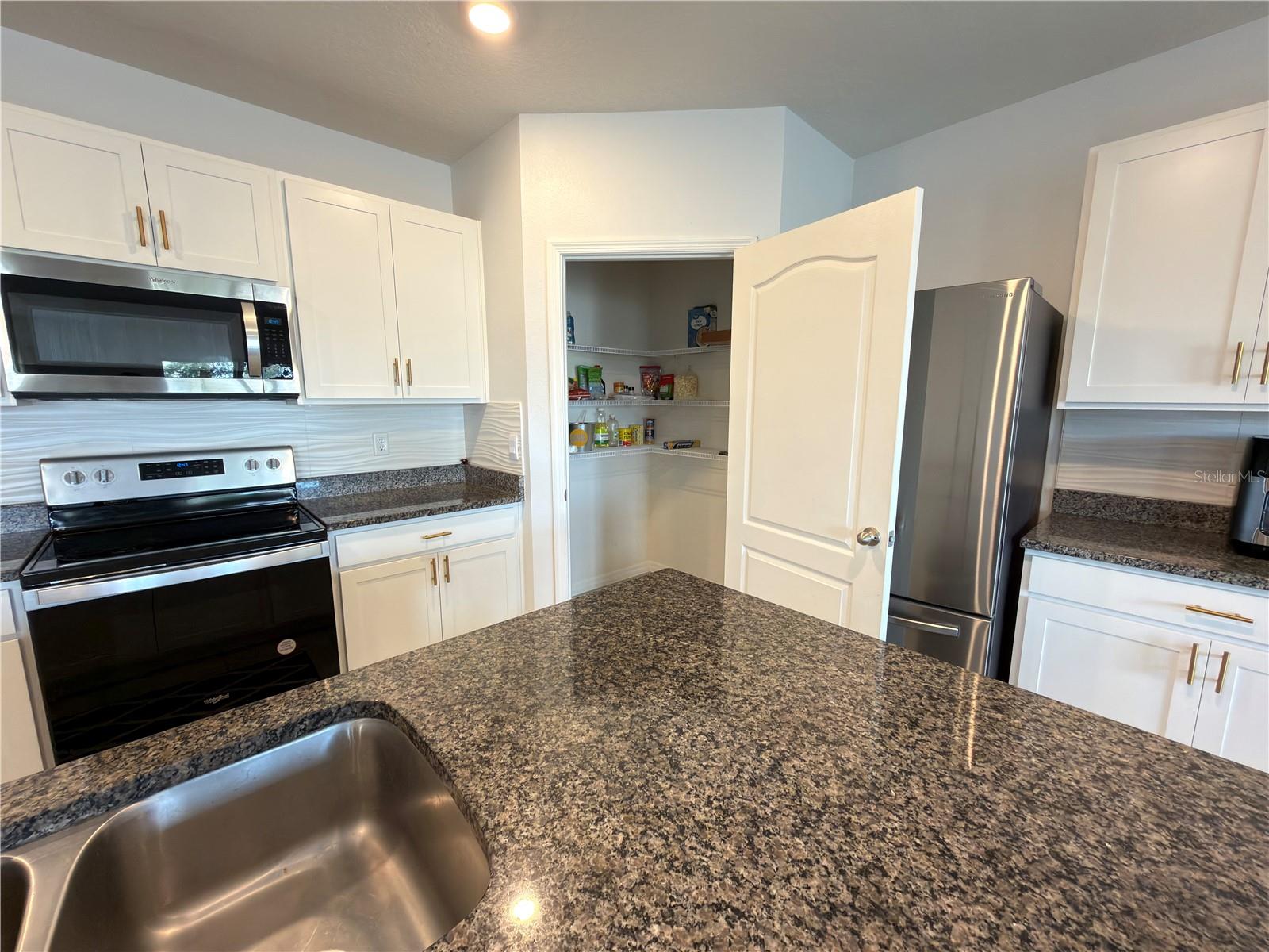 4079 Alissa Ln Property Photo 11