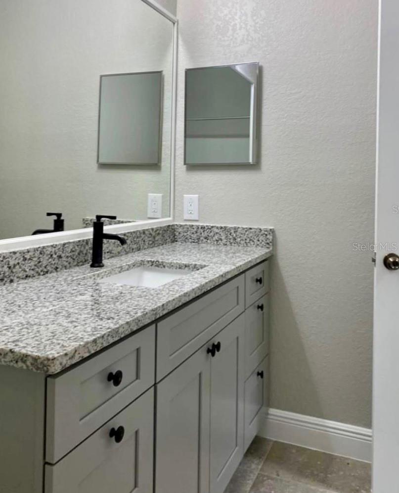 3011 Hemingway Cir #3011 Property Photo 8
