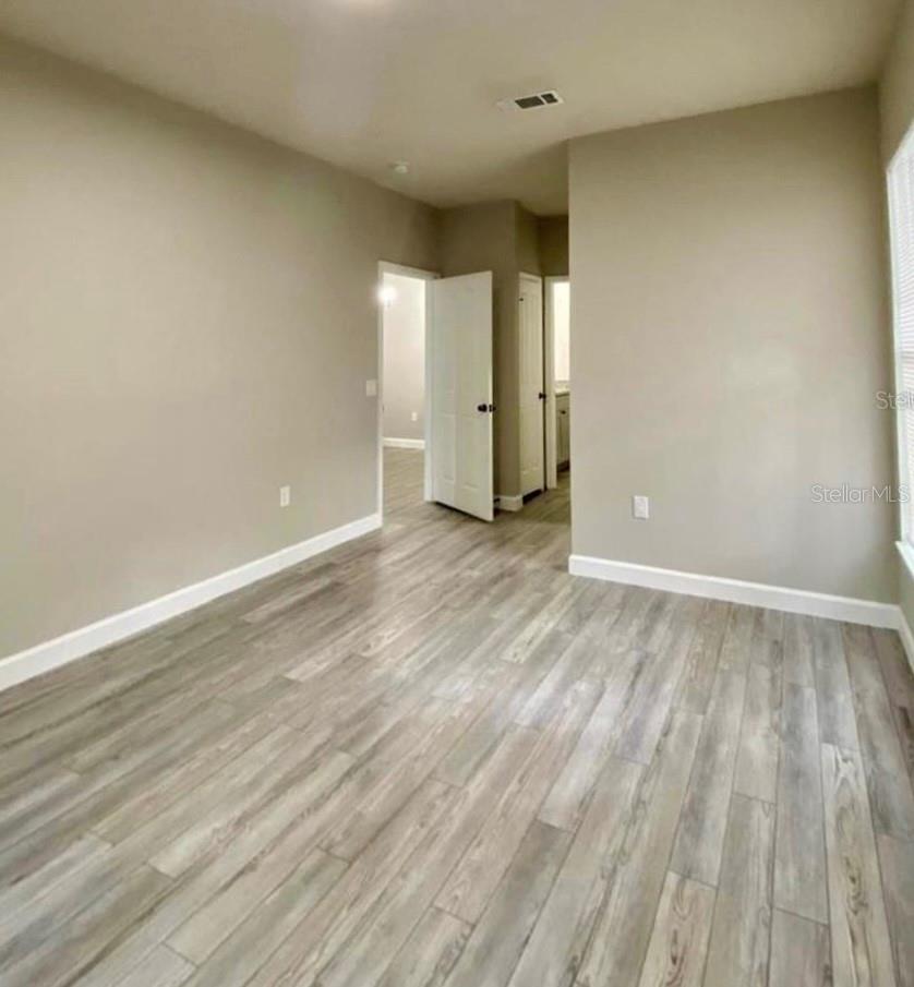 3011 Hemingway Cir #3011 Property Photo 9
