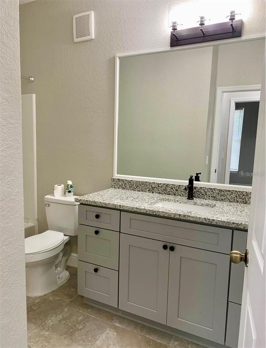 3011 Hemingway Cir #3011 Property Photo 10