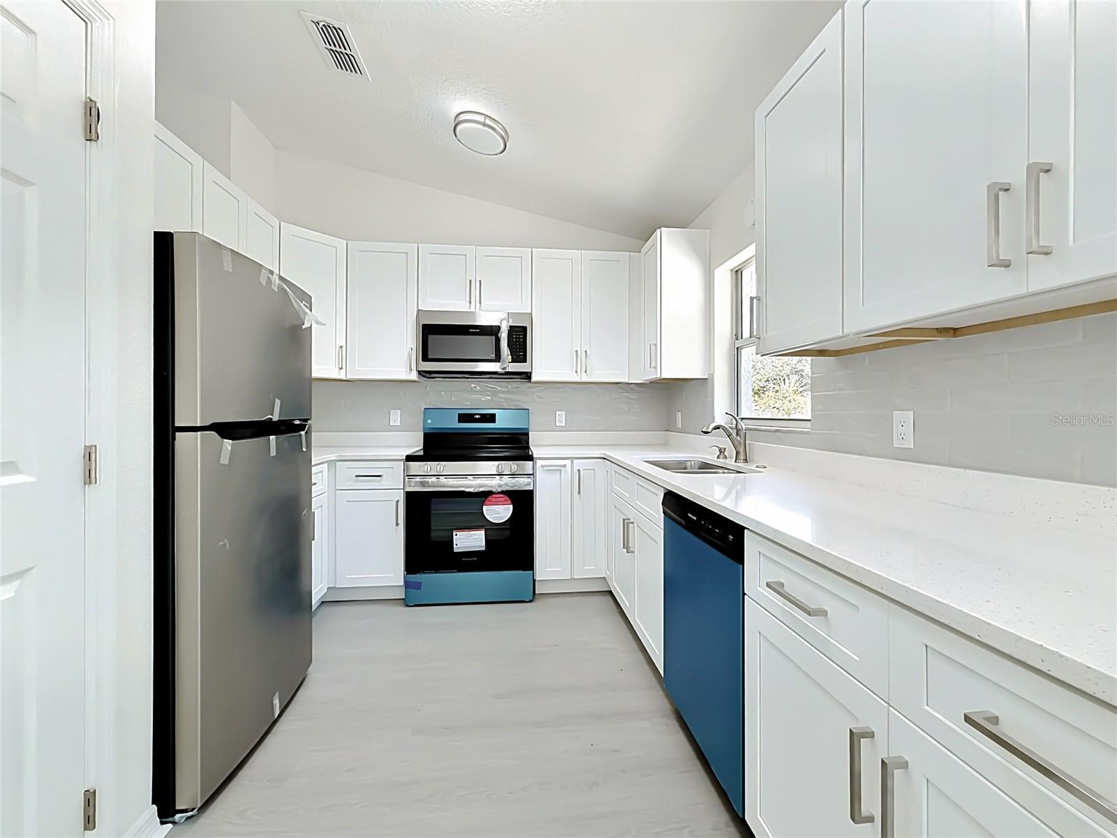 13 Juniper Pass Radl Property Photo 15
