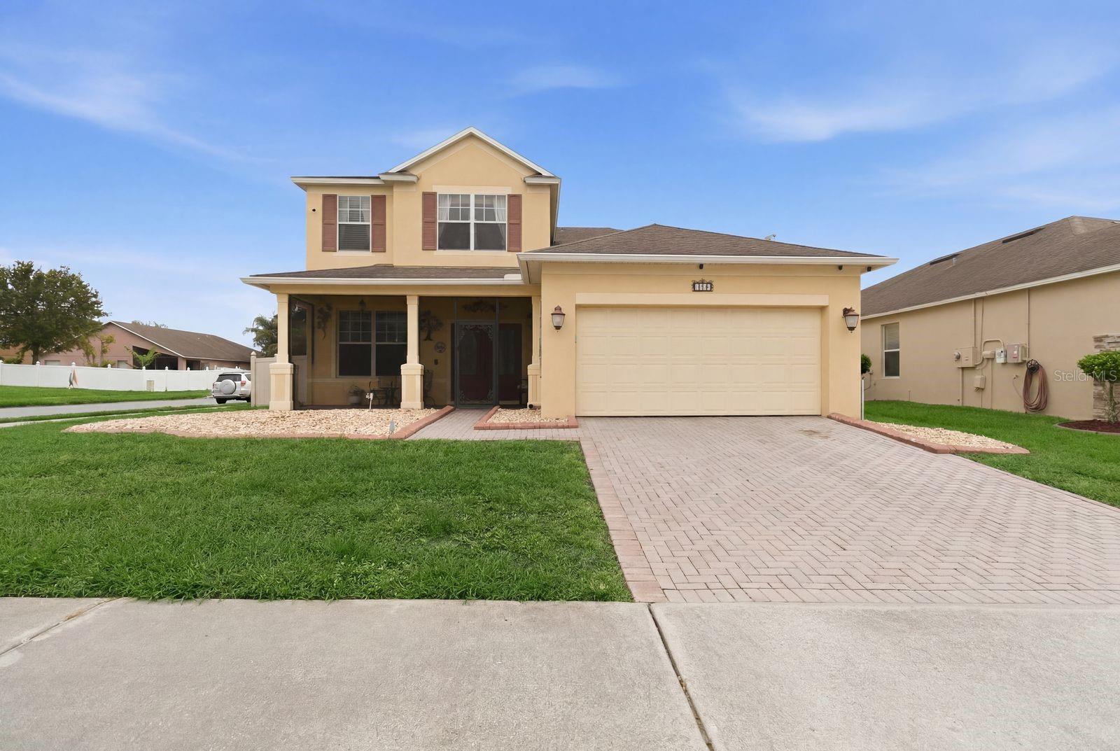 1821 Plantation Oak Dr Property Photo 3