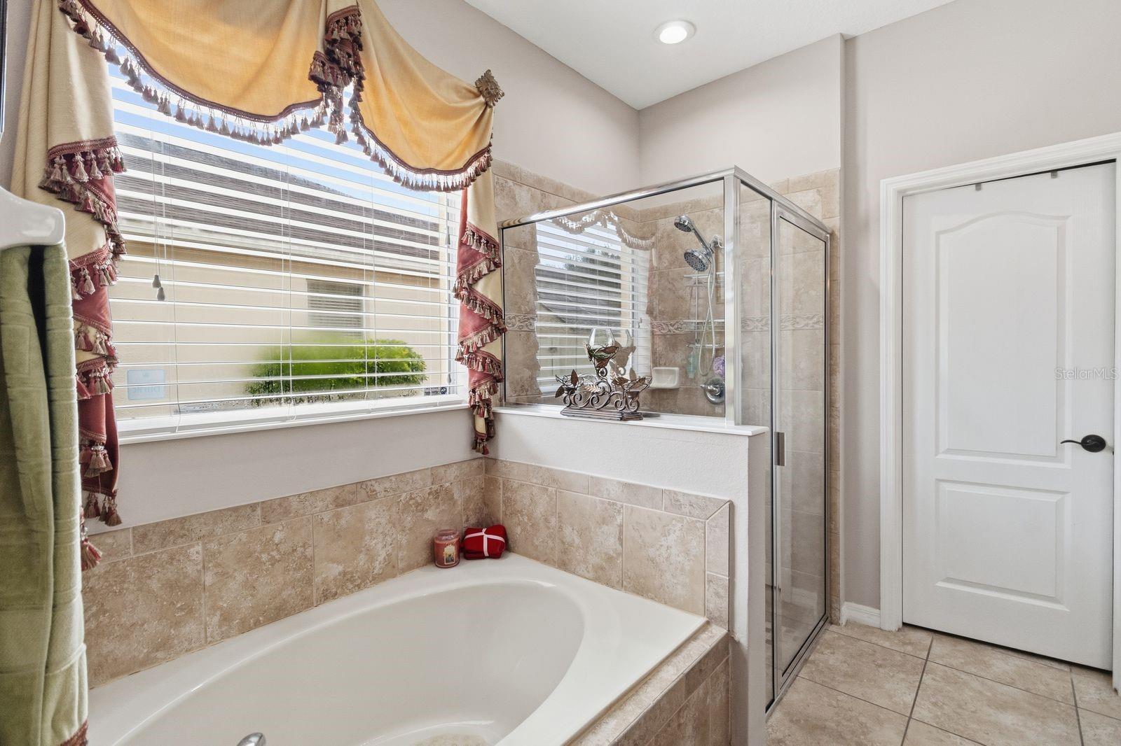 1821 Plantation Oak Dr Property Photo 24