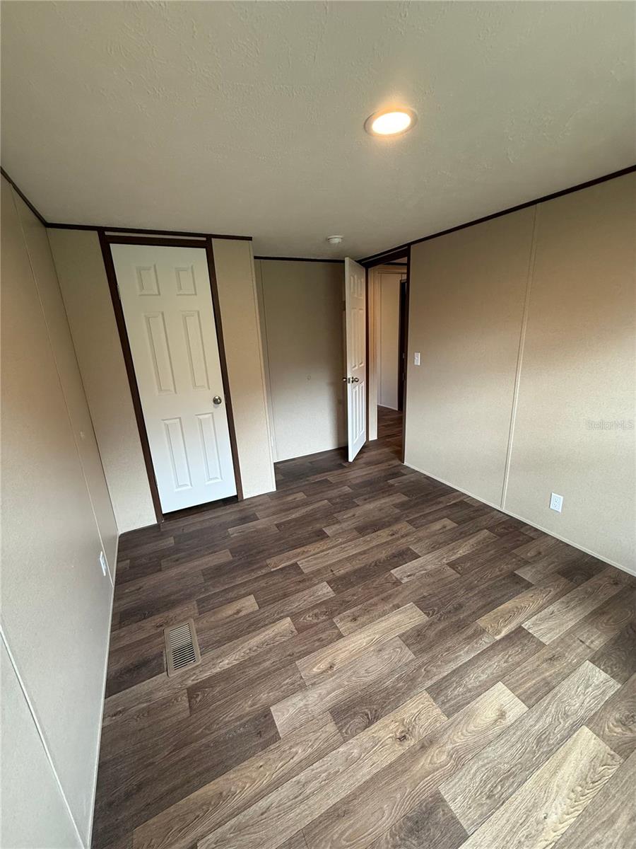 4246 La Salle Ave Property Photo 11