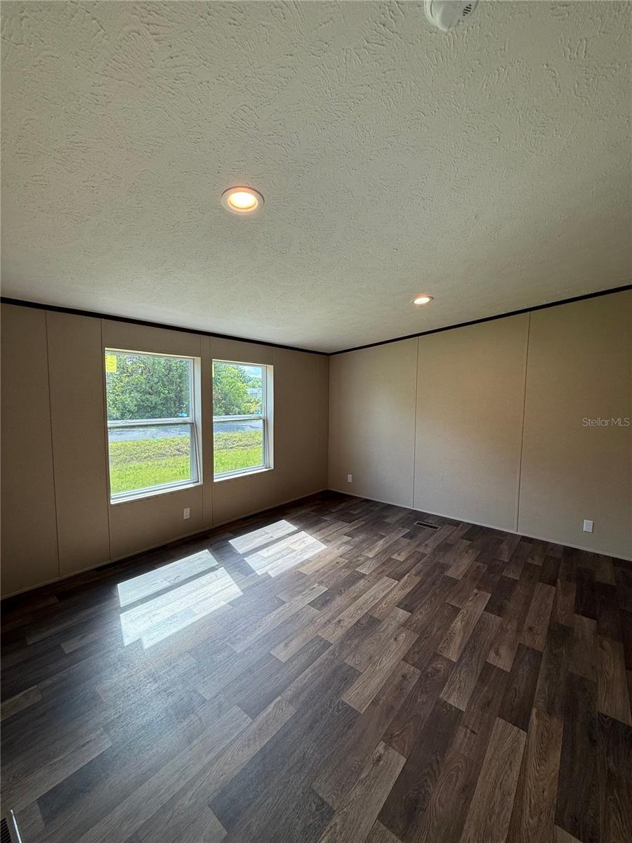 4246 La Salle Ave Property Photo 15
