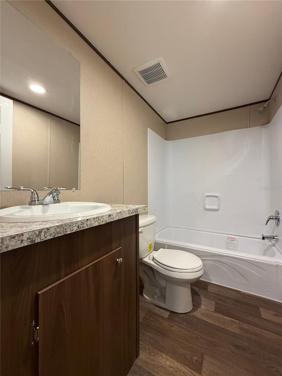 4246 La Salle Ave Property Photo 16