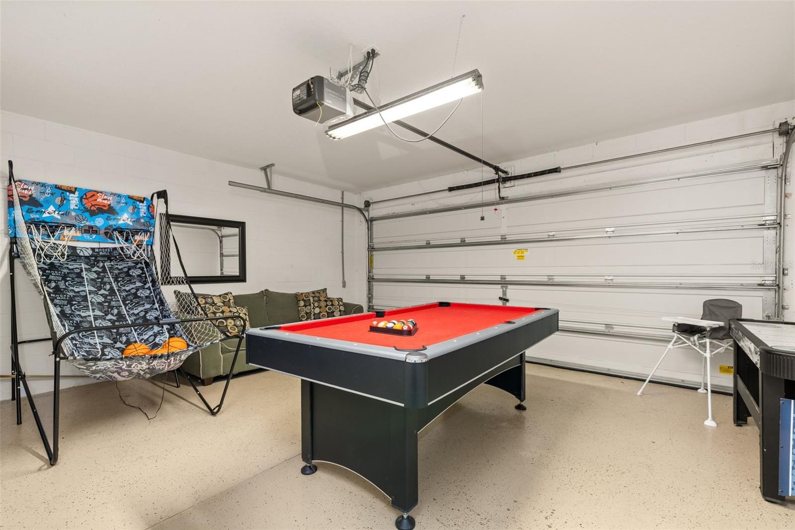 756 Scrub Jay Way Property Photo 3