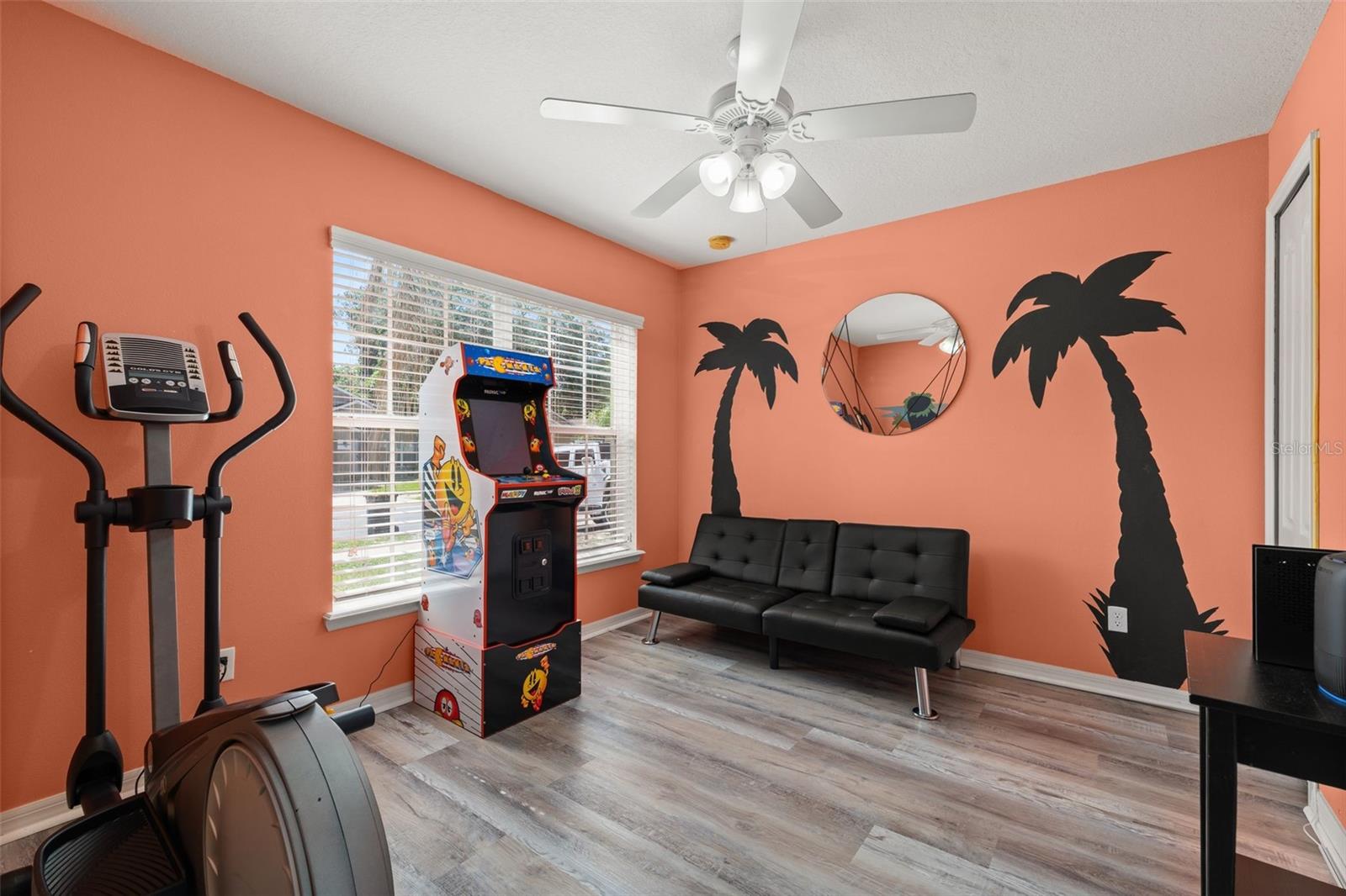 756 Scrub Jay Way Property Photo 6
