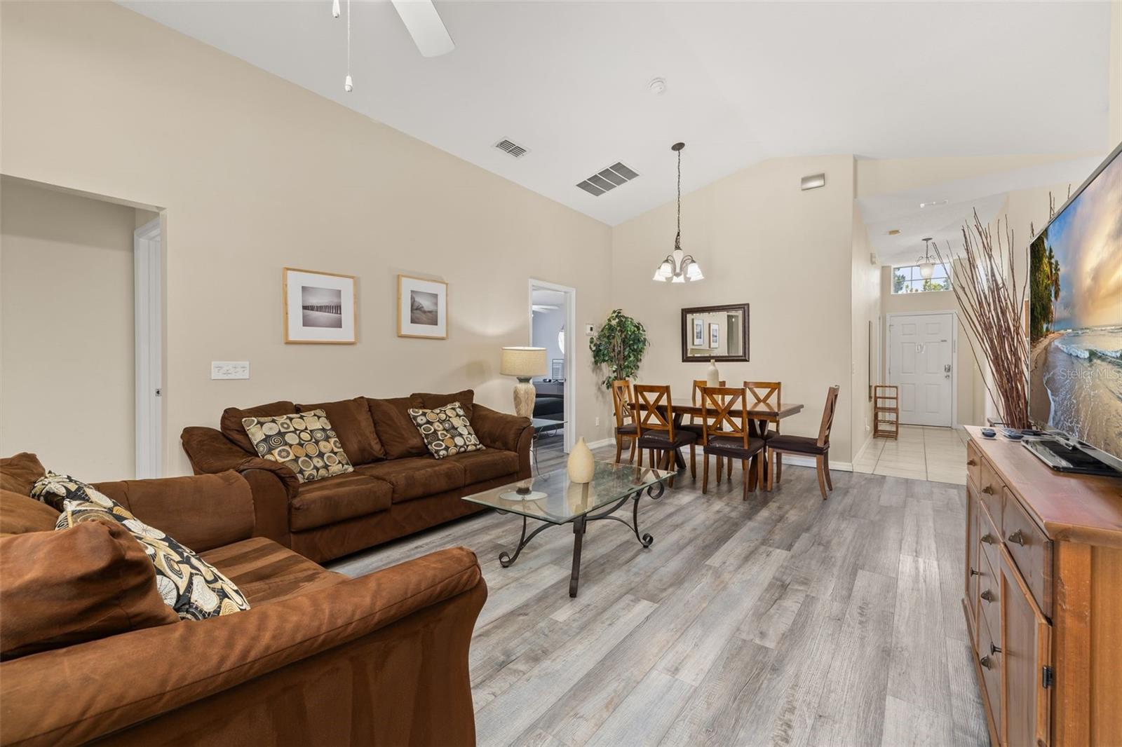 756 Scrub Jay Way Property Photo 16