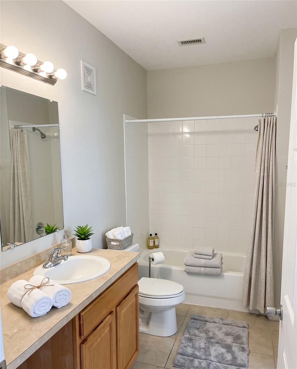 1995 Erving Cir #307 Property Photo 7