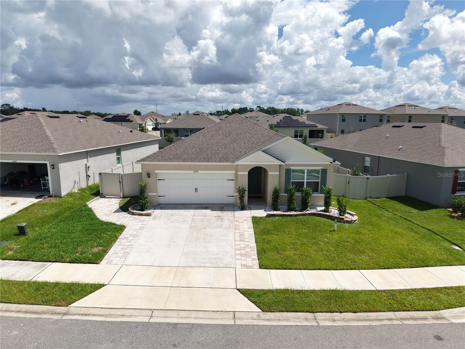 11370 Amber Ridge Dr Property Photo 1