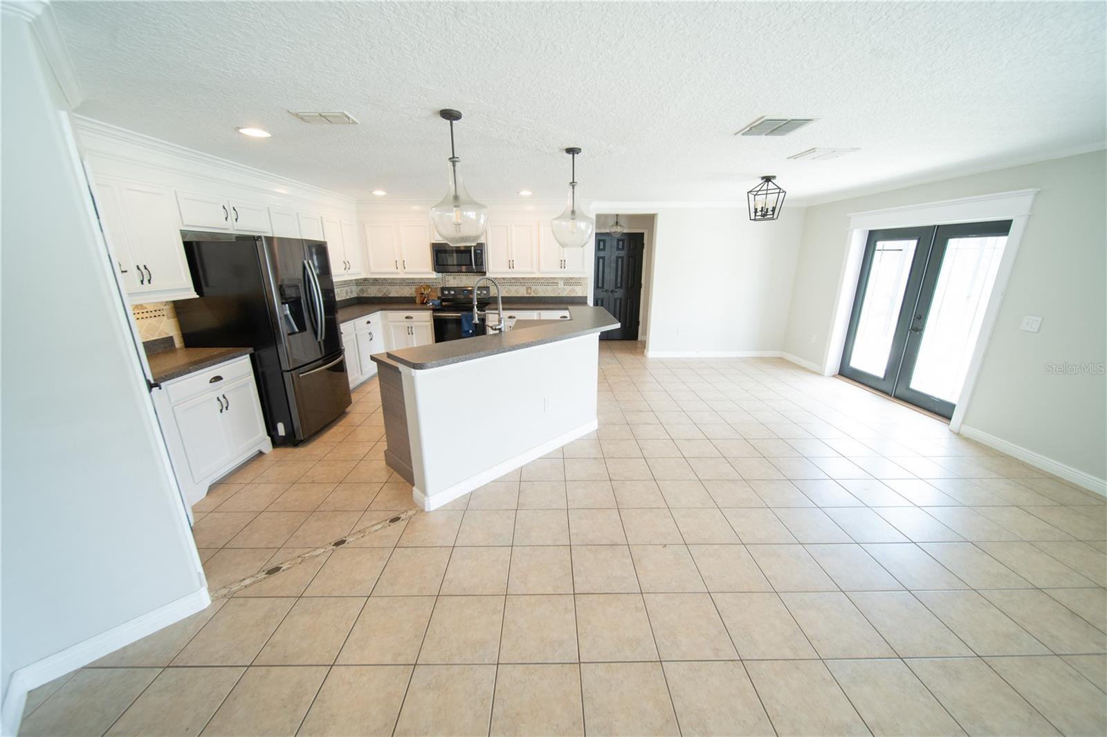 4621 Yellow Bay Dr Property Photo 7