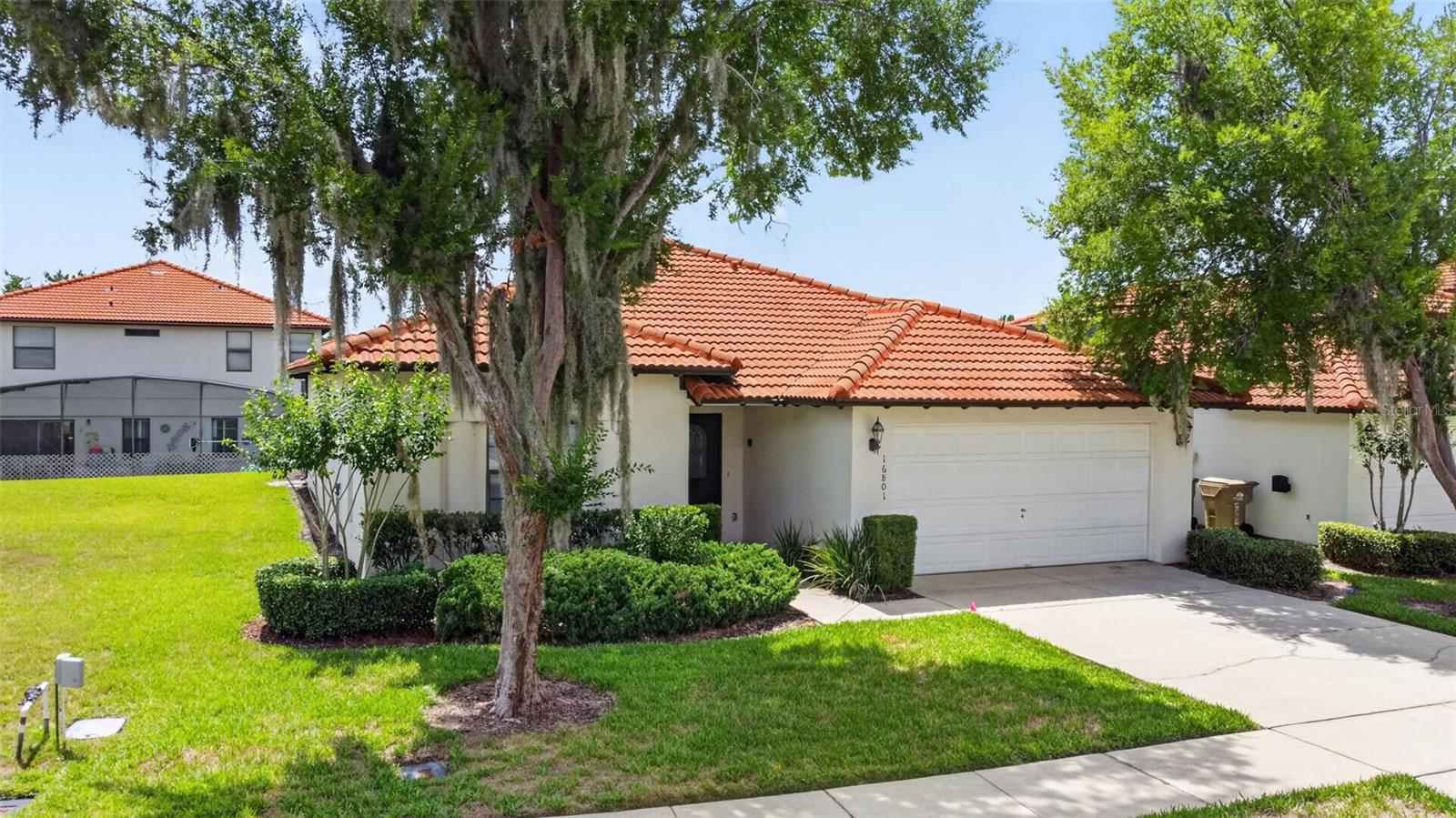 16801 Lazy Breeze Loop Property Photo 4