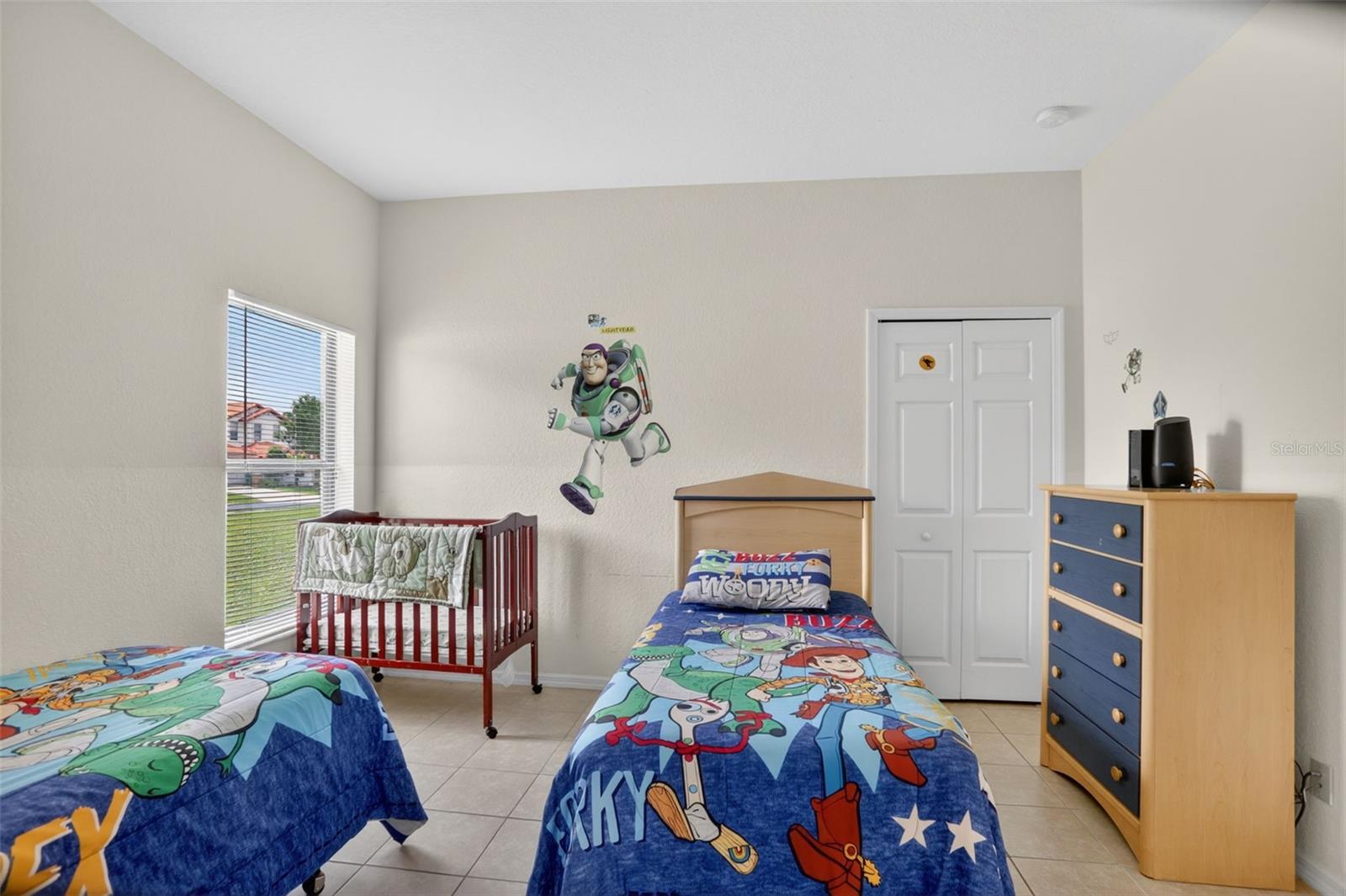 16801 Lazy Breeze Loop Property Photo 25