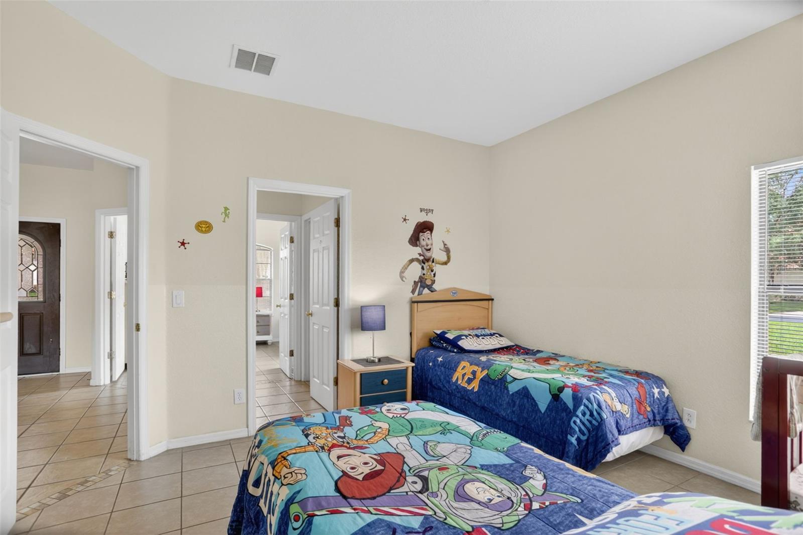 16801 Lazy Breeze Loop Property Photo 26