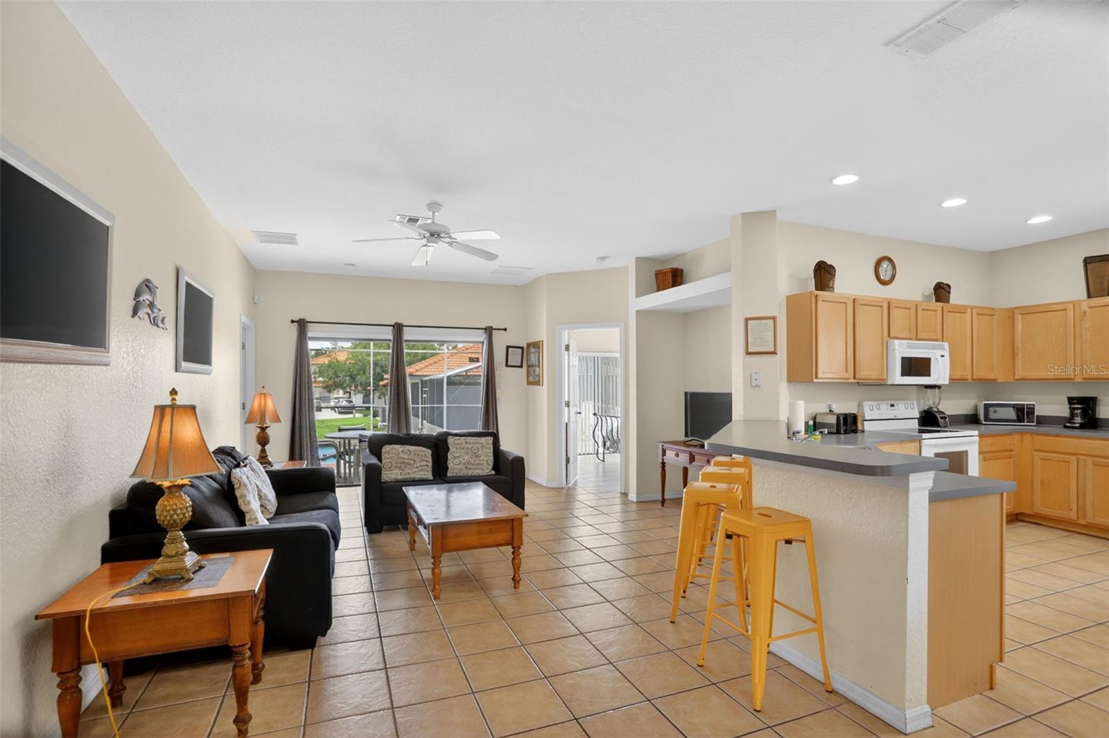 16801 Lazy Breeze Loop Property Photo 27