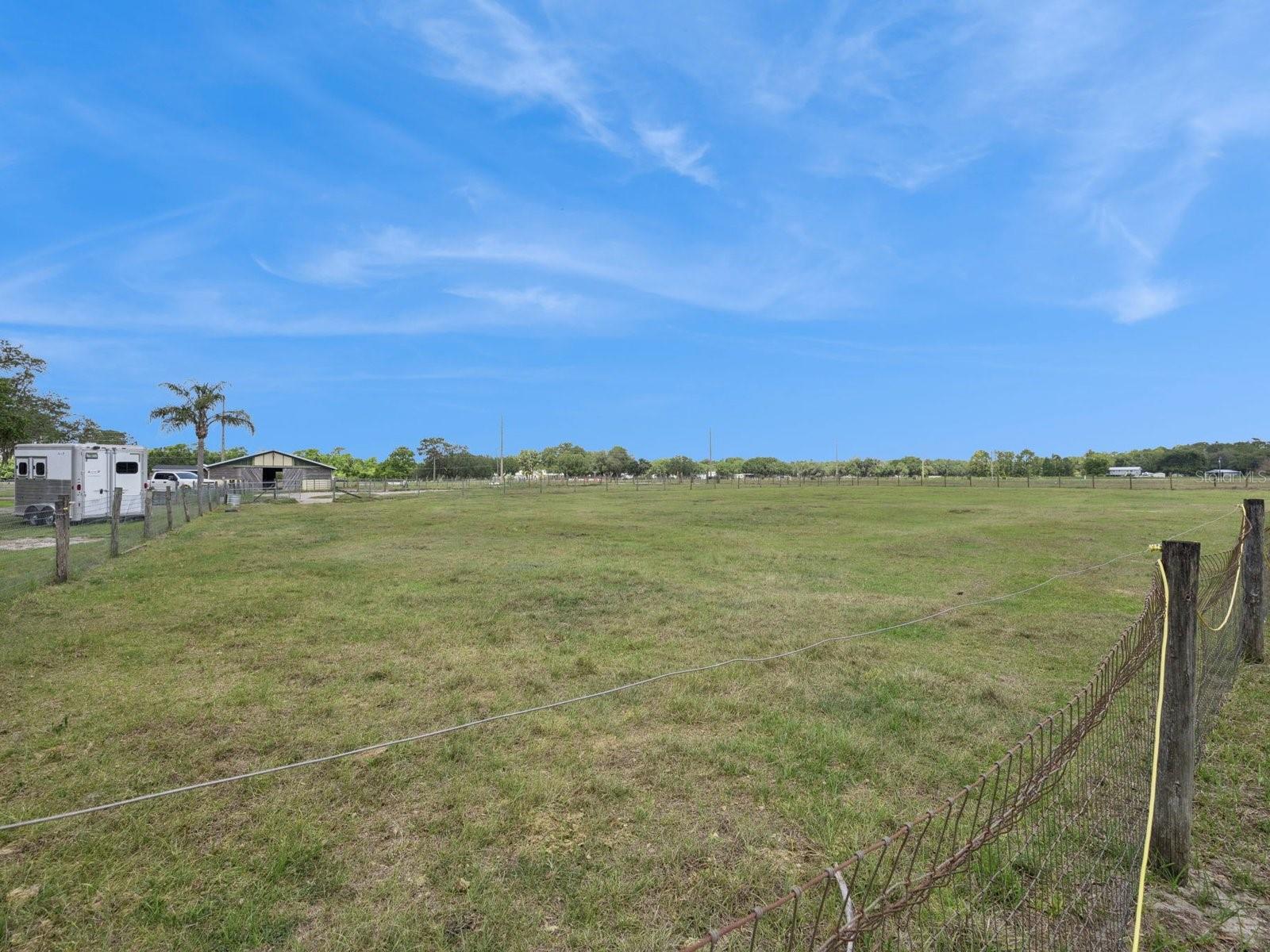 6001 Marthas Ln Property Photo 43