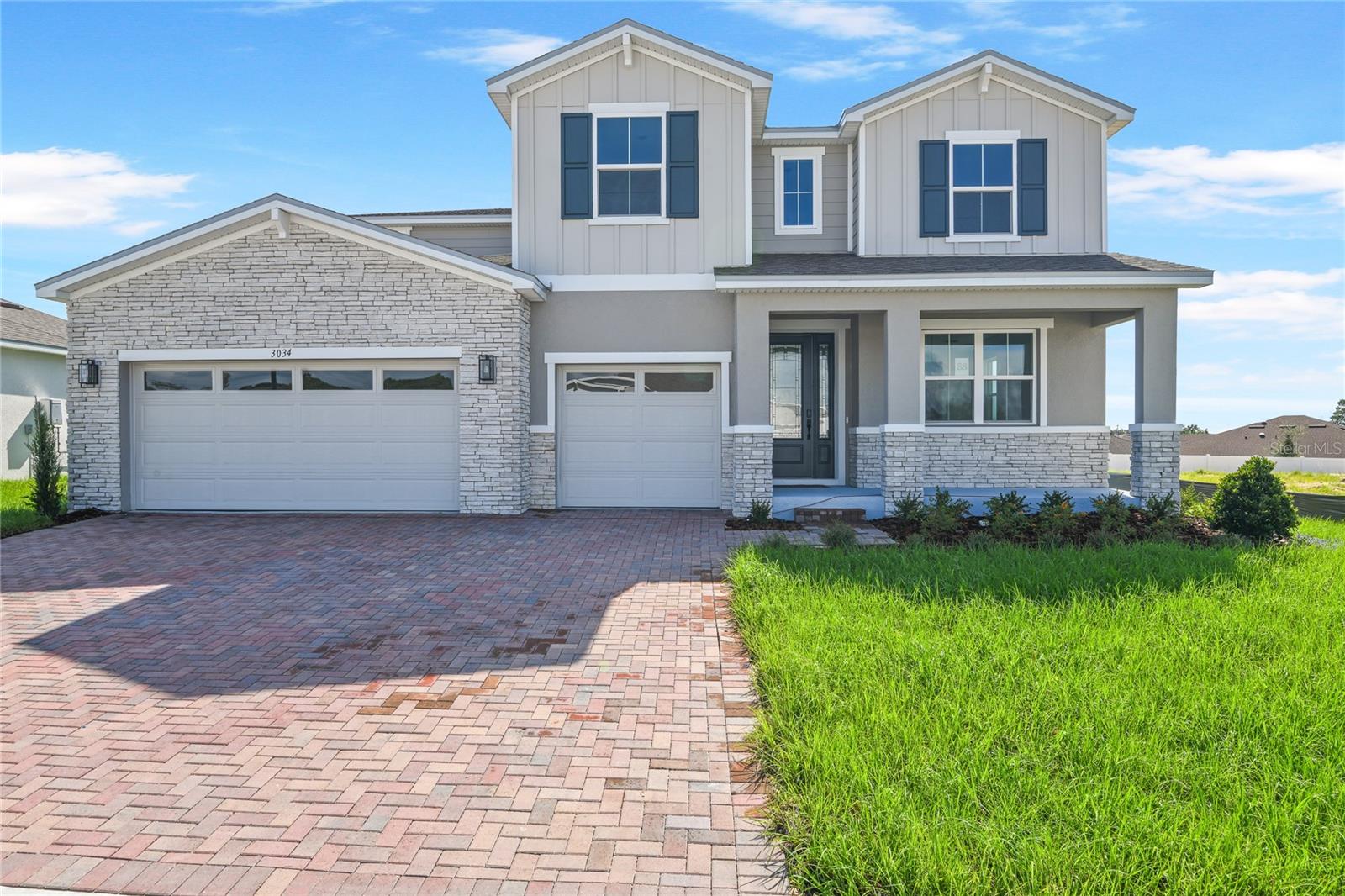 3034 Woodcliff Lake Cir Property Photo 1