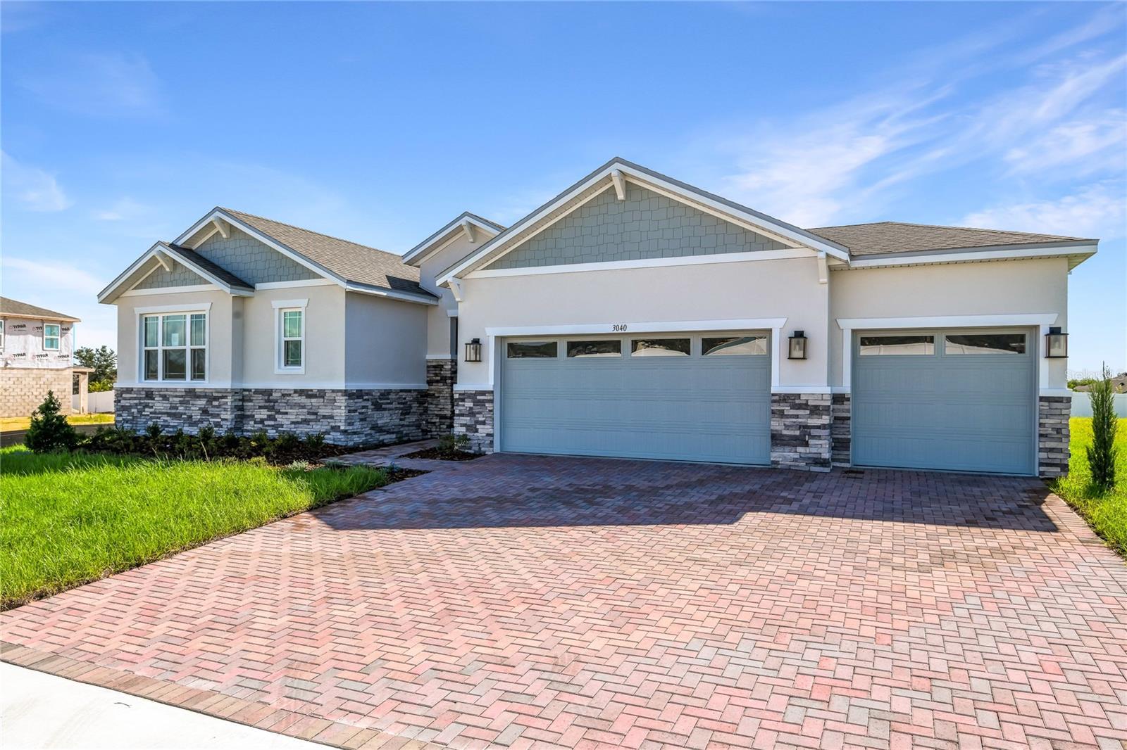 3040 Woodcliff Lake Cir Property Photo 2