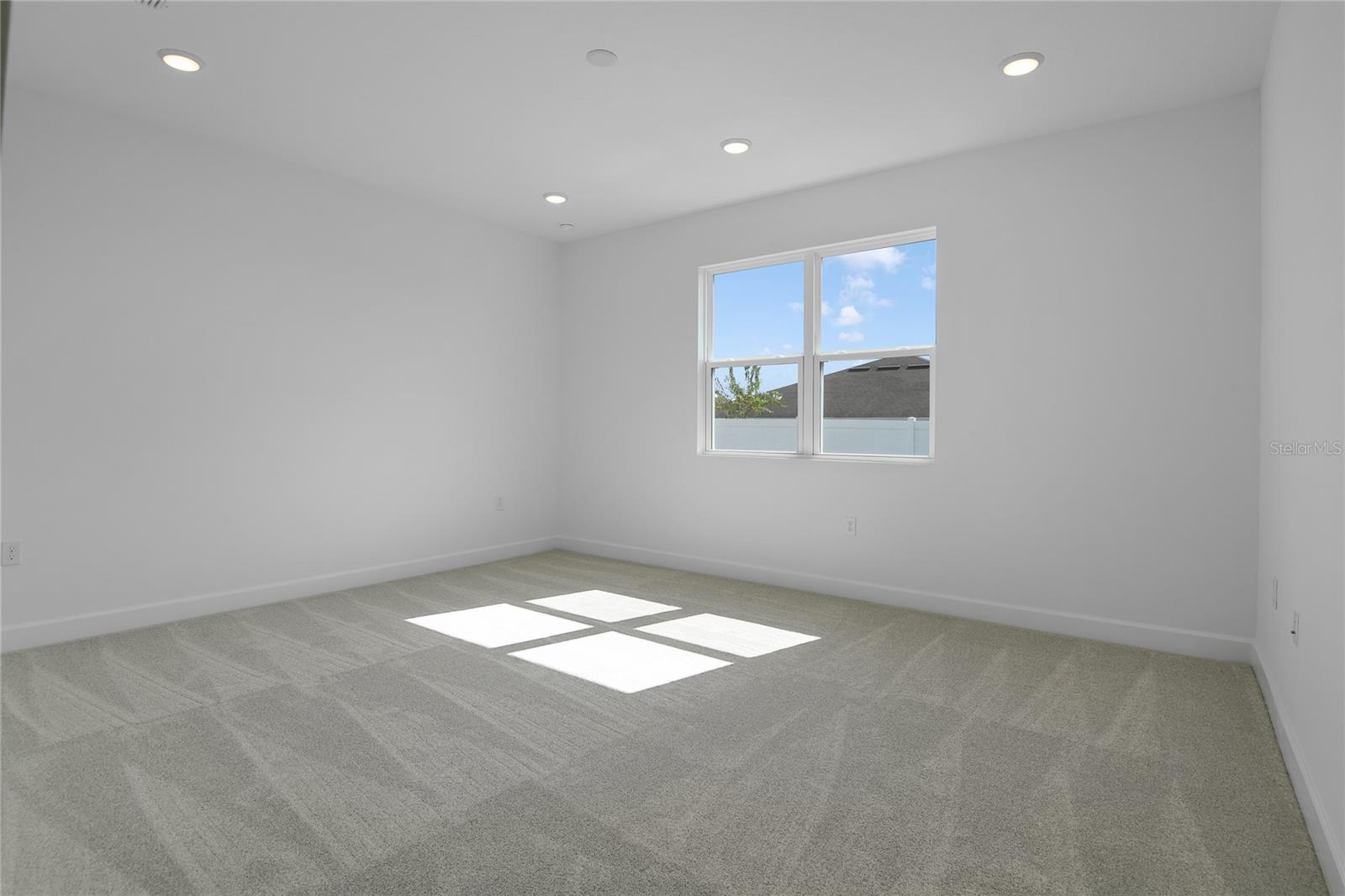 3040 Woodcliff Lake Cir Property Photo 12