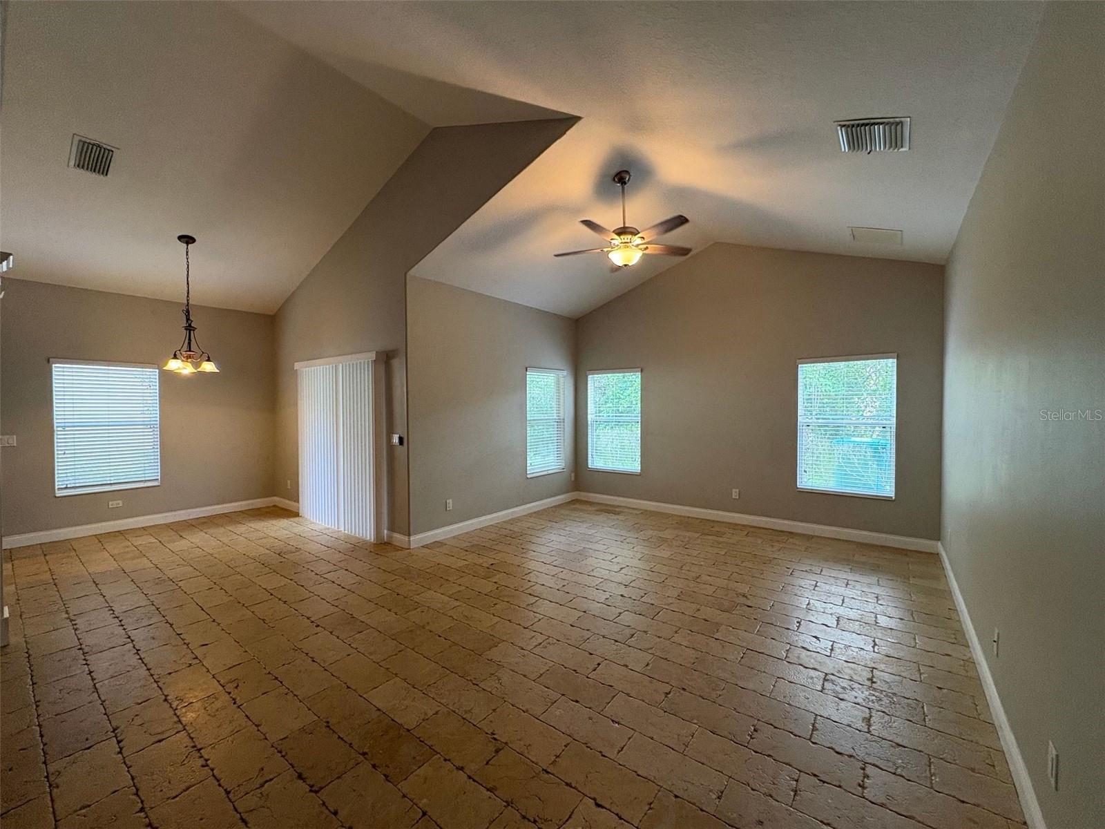 6931 Lucca St Property Photo 6