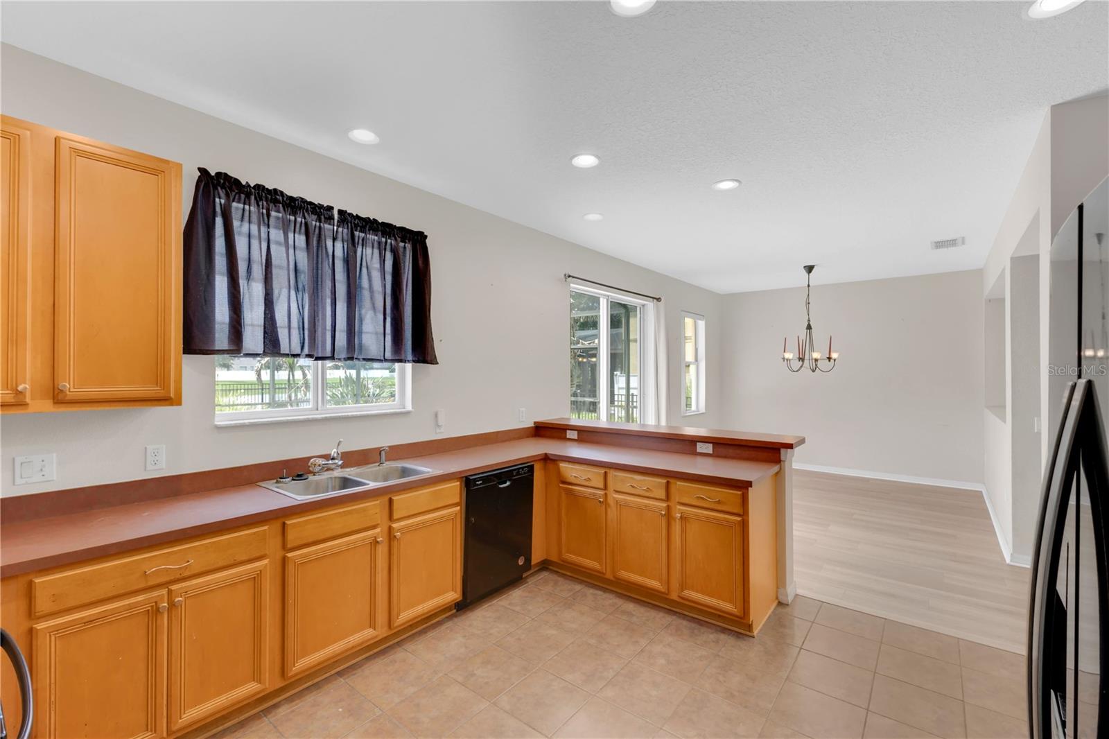 3432 Perching Rd Property Photo 7