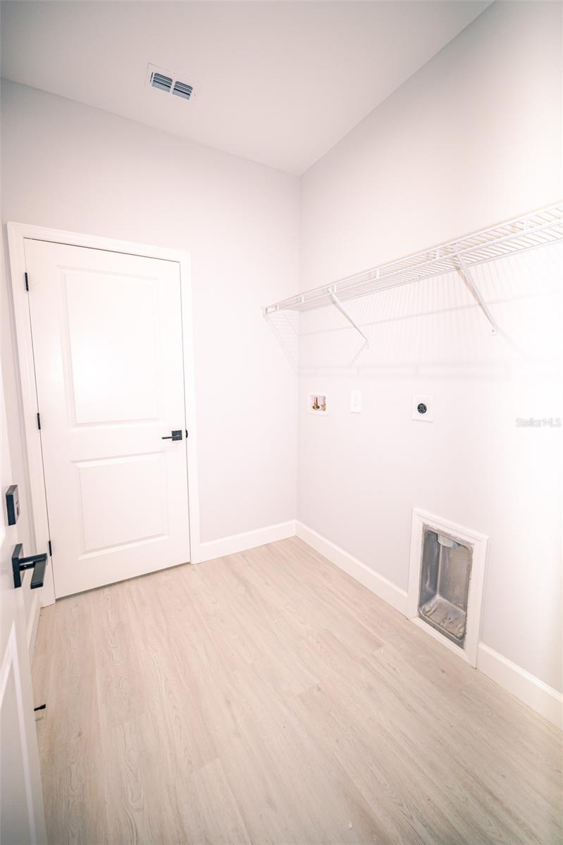 1103 Saint Tropez Ct Property Photo 24