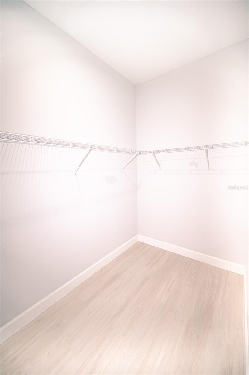 1103 Saint Tropez Ct Property Photo 28