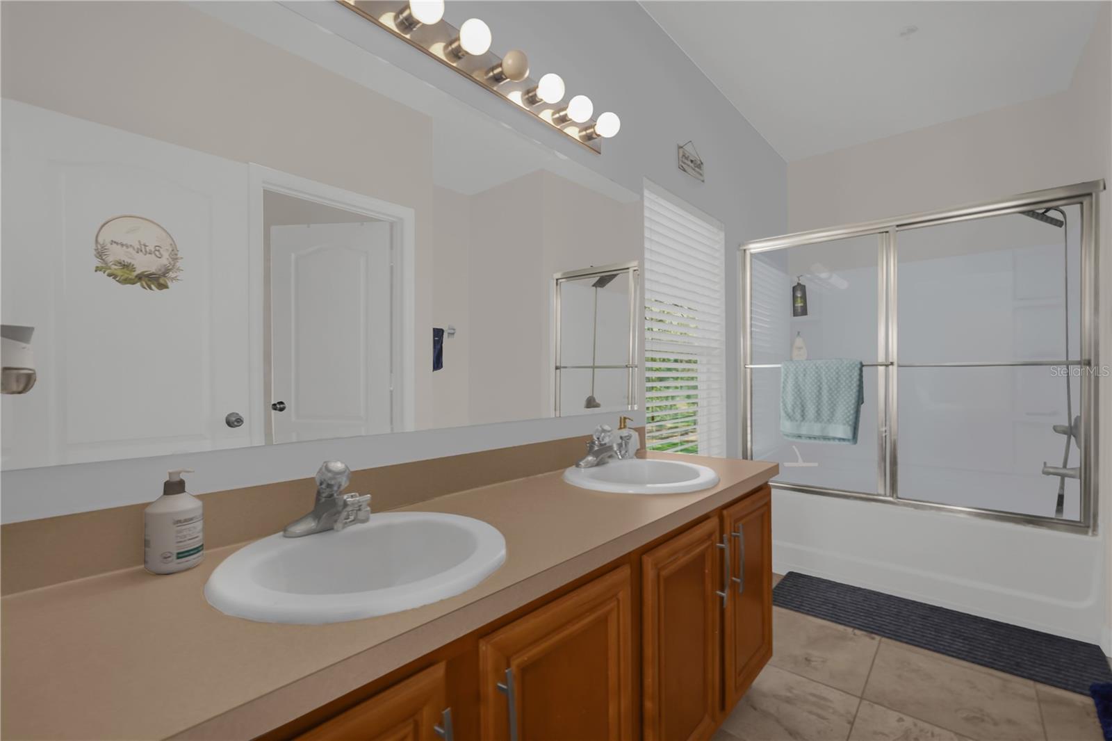 2309 Betsy Ross Ln #2309 Property Photo 21