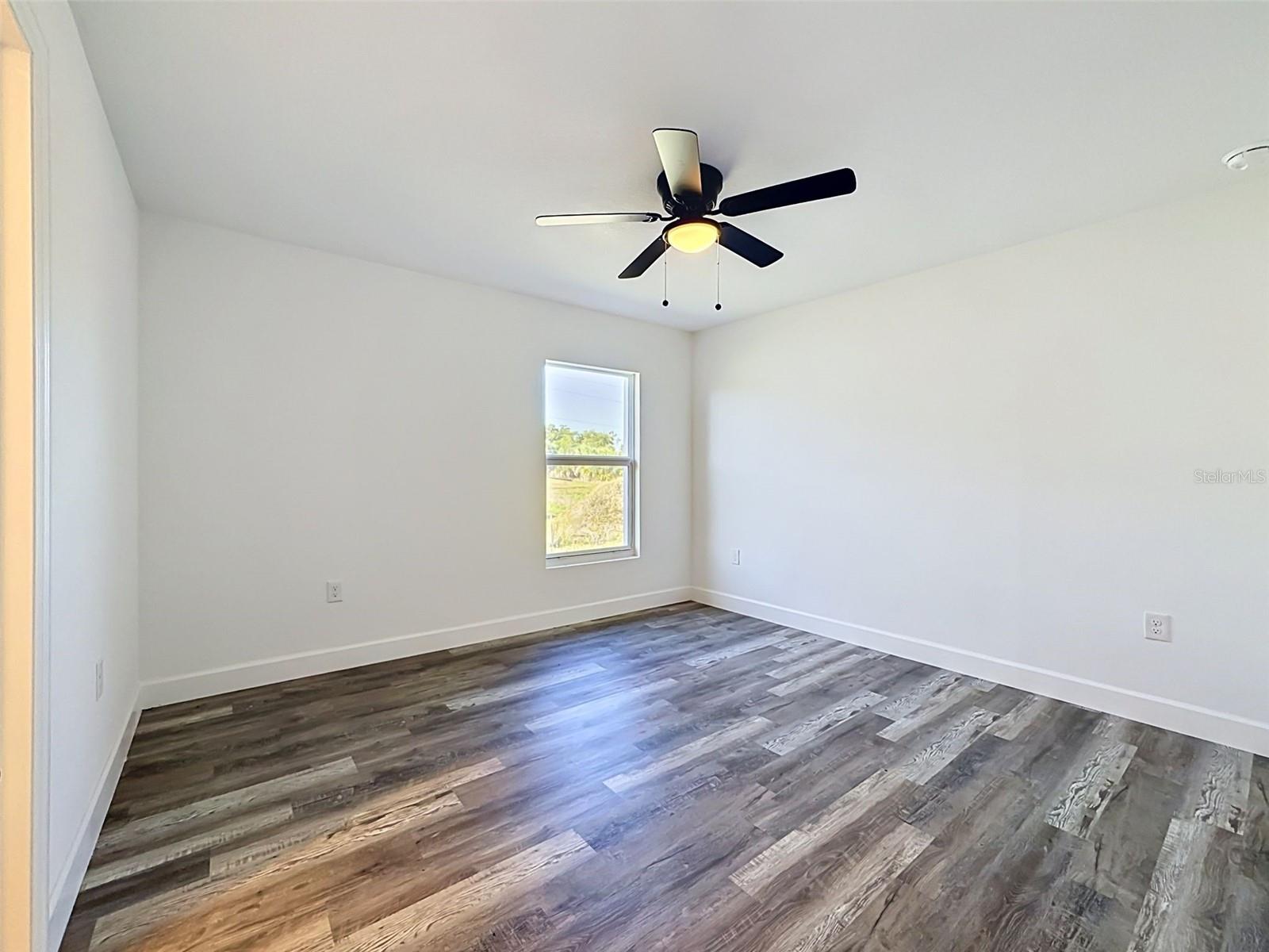 2715 Gisela Rd Property Photo 16