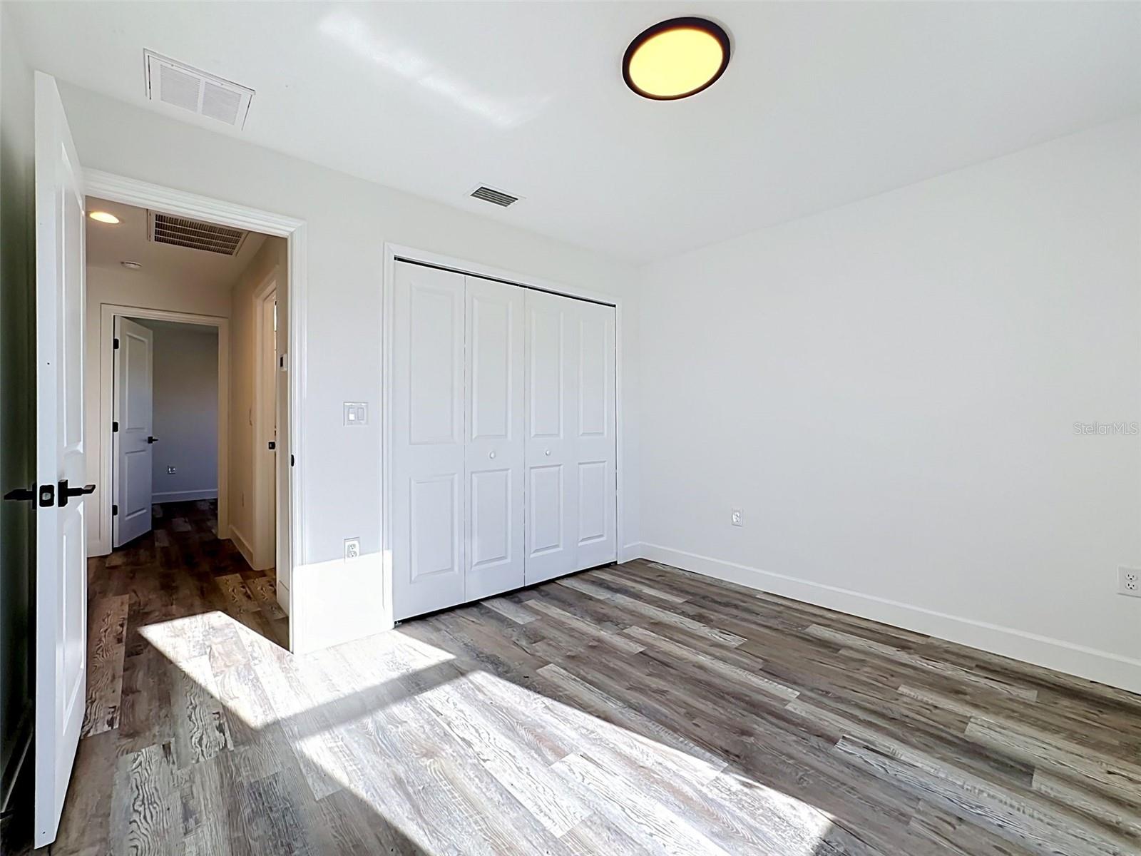 2715 Gisela Rd Property Photo 17