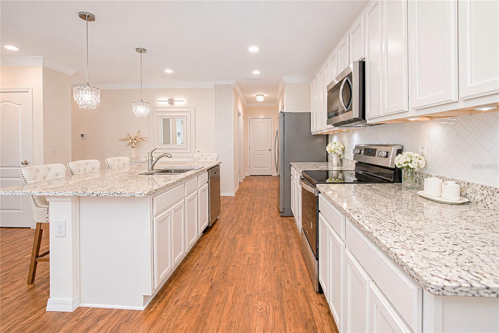 2824 Sunridge Loop Property Photo 12