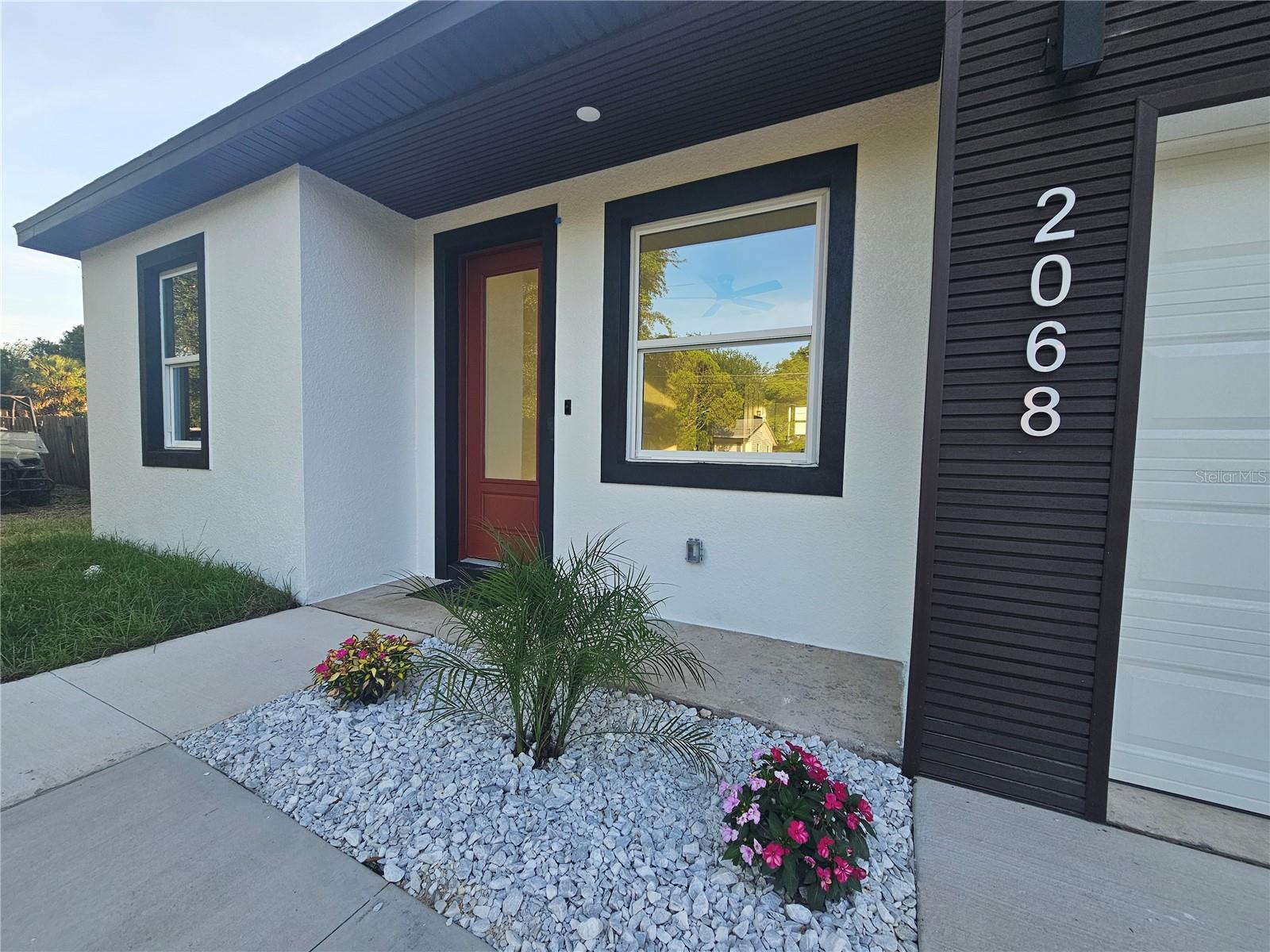 2068 DIXIE AVE Property Photo 1